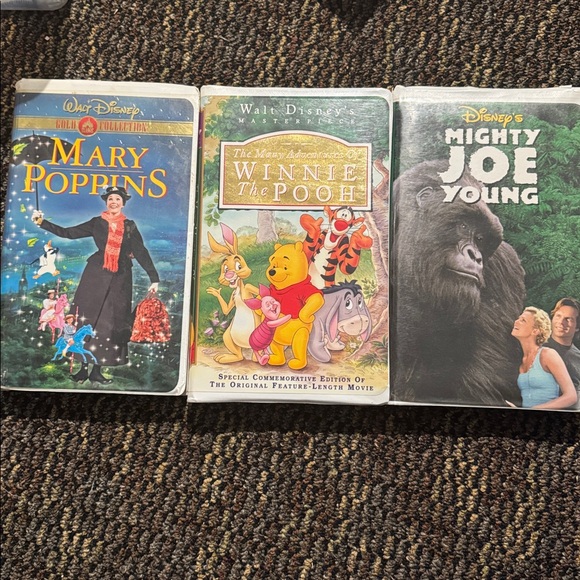 Disney Other - Family Favorite VHS‎ Collection with Vibrant Covers